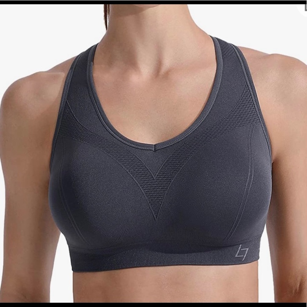 ☀️FITTIN Racerback Sports Bra☀️NWOT